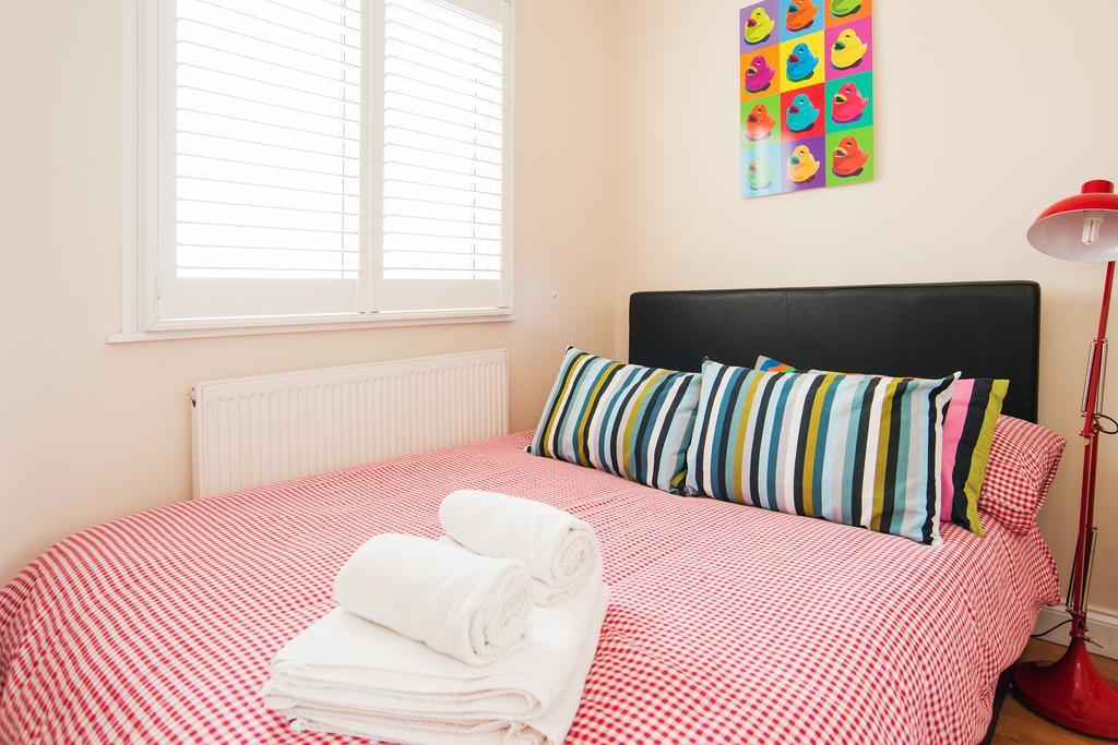 Kings Cross Apartment Londyn Pokój zdjęcie