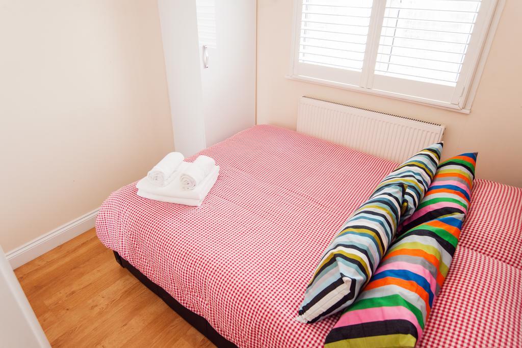 Kings Cross Apartment Londyn Pokój zdjęcie